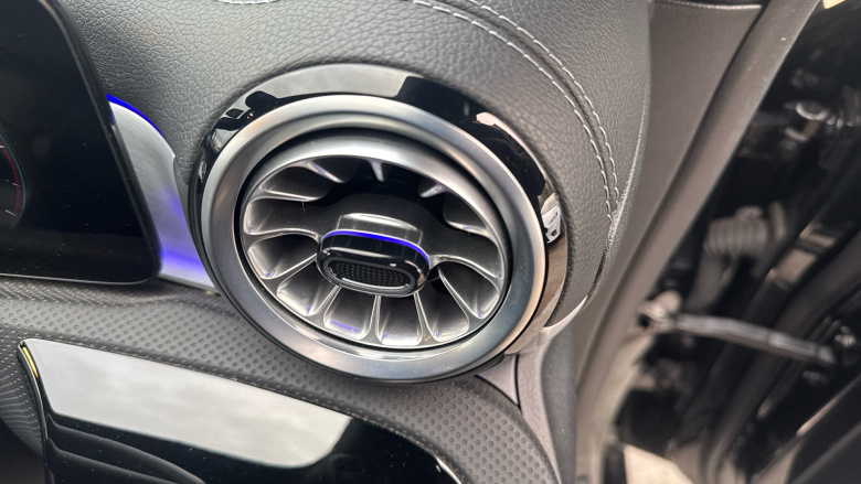 Mercedes-Benz CLA 220d AMG Line Premium 5dr Tip Auto Diesel Estate